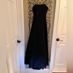 Jump Apparel Deep Blue Iridescent Gown with Embellished Neckline Size 3/4